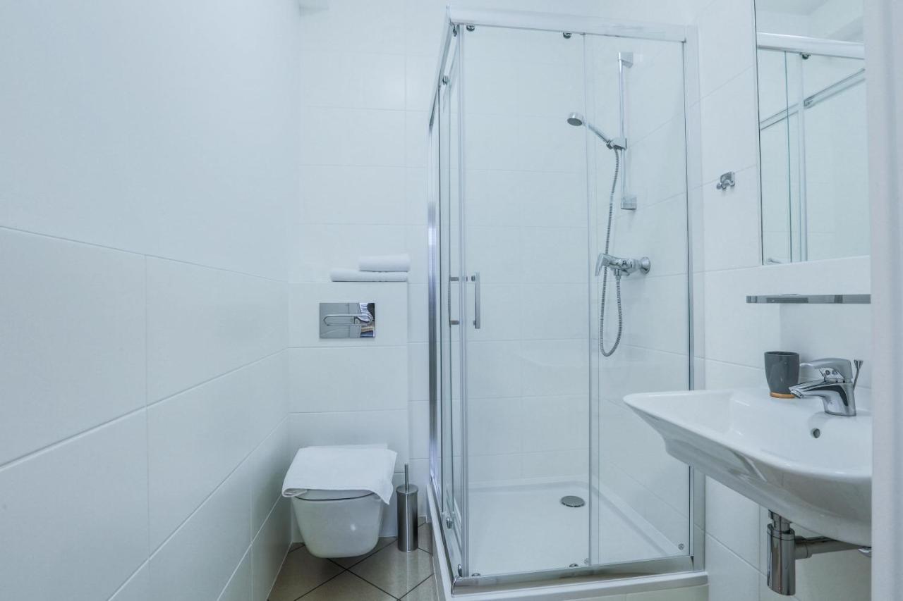 B&B Kraszewskiego3A ビィドゴシュチュ 部屋 写真